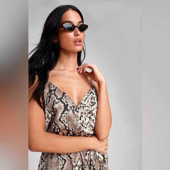 Lulus Jasper Beige Snake Print Surplice Jumpsuit Size M - Picture 8 of 16